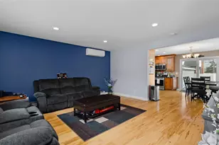 130 Lesoir Ave, Floral Park, NY 11001 - Photo 4