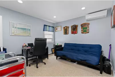 130 Lesoir Avenue, Floral Park, NY 11001 - Photo 12