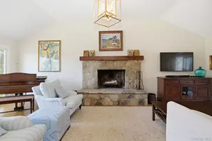 26 Meadow Ln, Chappaqua, NY 10514 - Photo 6