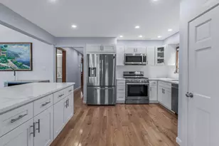 14-23 209th St, Bayside, NY 11360 - Photo 8