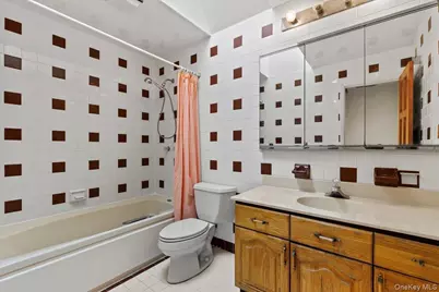 88 Farm Lake Crescent Road, Chappaqua, NY 10514 - Photo 14