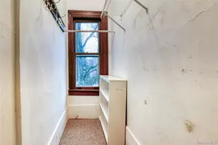 25 Maple Ave, Warwick, NY 10990 - Photo 18