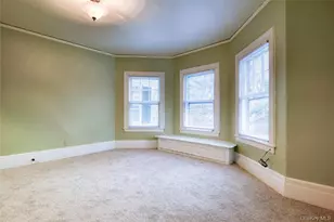 25 Maple Ave, Warwick, NY 10990 - Photo 10