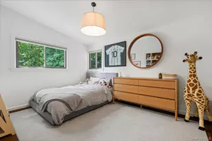 43 Winslow Rd, White Plains, NY 10606 - Photo 12