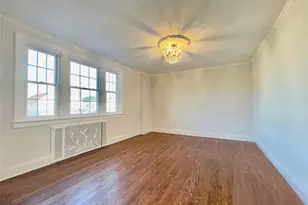 29-28 163rd St, Flushing, NY 11358 - Photo 8