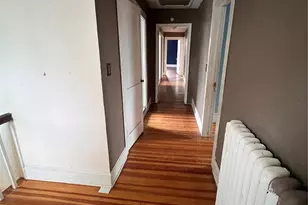 30 Garfield Pl, Poughkeepsie, NY 12601 - Photo 12