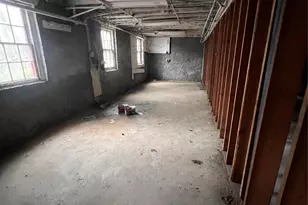 30 Garfield Pl, Poughkeepsie, NY 12601 - Photo 22