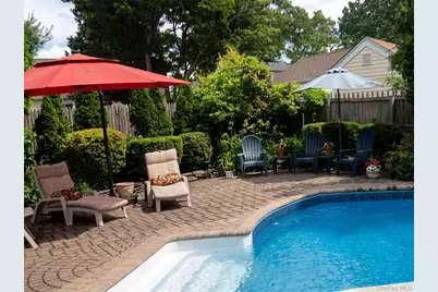 818 12th Street, West Babylon, NY 11704 - Photo 26