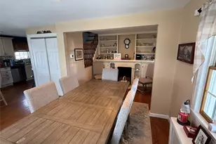 818 12th St, West Babylon, NY 11704 - Photo 16