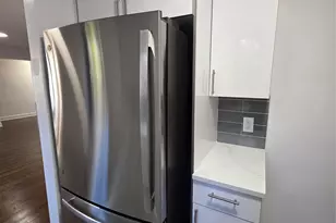 22-10 80th St, East Elmhurst, NY 11370 - Photo 8