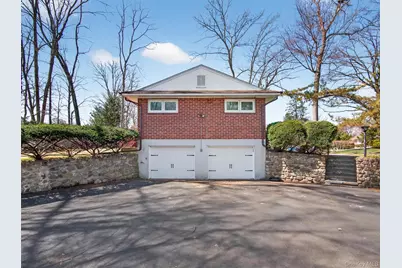 31 Sharon Drive, New City, NY 10956 - Photo 4