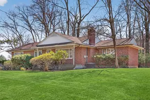 31 Sharon Dr, New City, NY 10956 - Photo 2