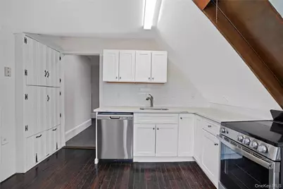 9 Ridgeview Avenue, White Plains, NY 10606 - Photo 18