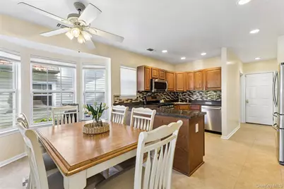 14 Julia Circle #14, Middle Island, NY 11953 - Photo 12