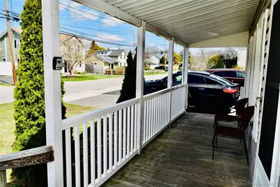 32 Pearl Street, Patchogue, NY 11772 - Photo 10