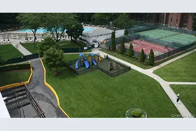 73-11 Bell Blvd #5D, Bayside, NY 11364 - Photo 14