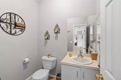 38 Sweetgum Lane, Miller Place, NY 11764 - Photo 22