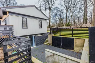 28 Old Cow Path, Miller Place, NY 11764 - Photo 4