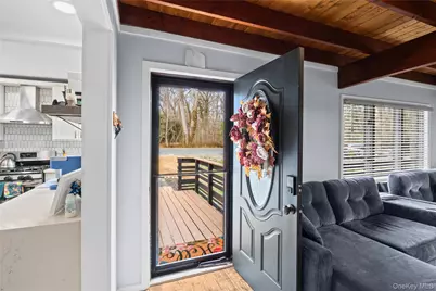 28 Old Cow Path, Miller Place, NY 11764 - Photo 10