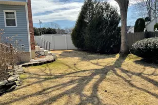 7 Tipton Dr W, Shirley, NY 11967 - Photo 30