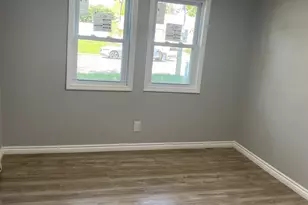 54 Ash St, Central Islip, NY 11722 - Photo 8