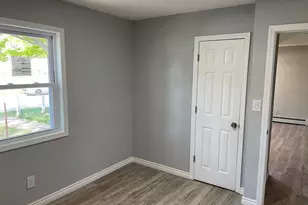 54 Ash St, Central Islip, NY 11722 - Photo 10