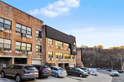 24026 70th Avenue #11A, Douglaston, NY 11362 - Photo 2