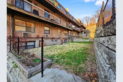 24026 70th Avenue #11A, Douglaston, NY 11362 - Photo 4