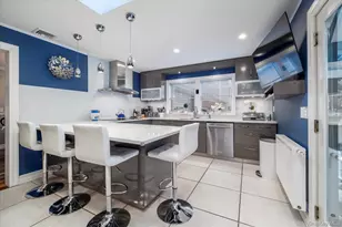 1053 Lydia Dr, Franklin Square, NY 11010 - Photo 10