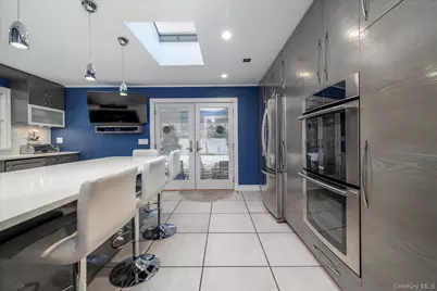 1053 Lydia Drive, Franklin Square, NY 11010 - Photo 12