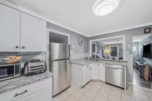 56 Bay Ave, Ronkonkoma, NY 11779 - Photo 8