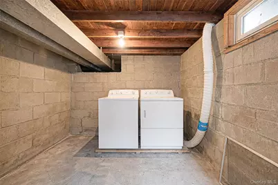 56 Bay Avenue, Ronkonkoma, NY 11779 - Photo 20