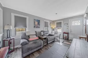 56 Bay Ave, Ronkonkoma, NY 11779 - Photo 4