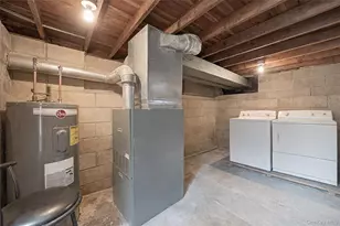 56 Bay Ave, Ronkonkoma, NY 11779 - Photo 18