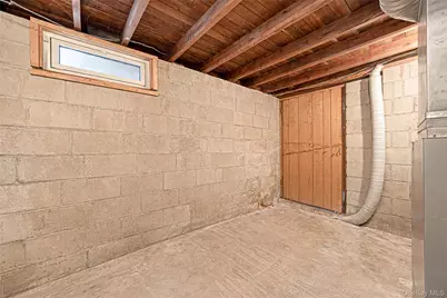 56 Bay Avenue, Ronkonkoma, NY 11779 - Photo 22