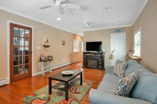 33 B Edgewater Park, Bronx, NY 10465 - Photo 2