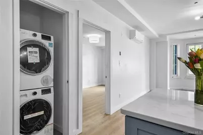 139 Fifth Avenue #3e, Pelham, NY 10803 - Photo 2