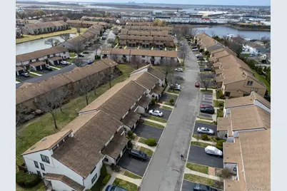 100 Daly Boulevard #2005, Oceanside, NY 11572 - Photo 40