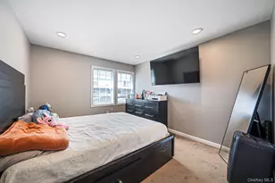 232 30th St, Lindenhurst, NY 11757 - Photo 28