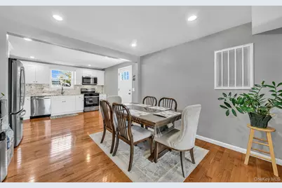 232 30th Street, Lindenhurst, NY 11757 - Photo 20