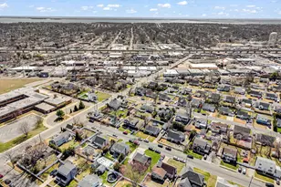 232 30th St, Lindenhurst, NY 11757 - Photo 46