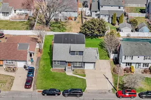 232 30th St, Lindenhurst, NY 11757 - Photo 44