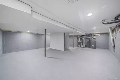 232 30th Street, Lindenhurst, NY 11757 - Photo 30