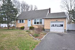 3 Windus Dr, Shirley, NY 11967 - Photo 36