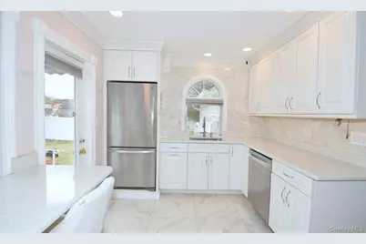 3 Windus Drive, Shirley, NY 11967 - Photo 14