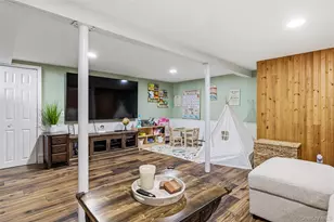 2450 Yorktown St, Oceanside, NY 11572 - Photo 18