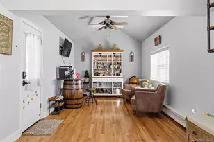 2450 Yorktown St, Oceanside, NY 11572 - Photo 10