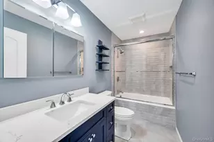 15 E Shore Dr, Babylon, NY 11702 - Photo 30