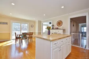 5 Old Field Cir, Pawling, NY 12564 - Photo 4