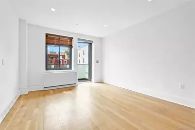2343 31st Road #3B, Astoria, NY 11106 - Photo 2